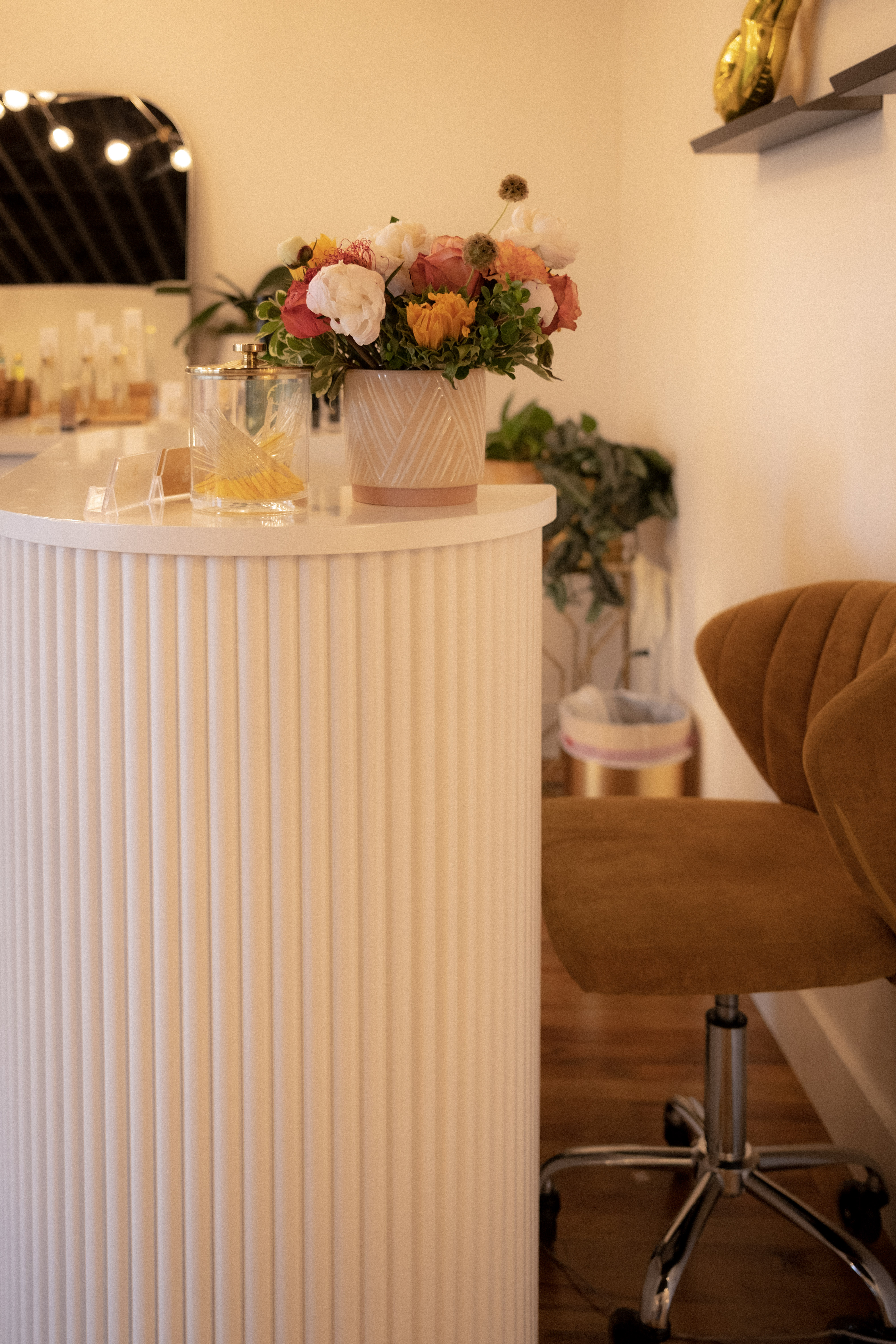 Honeypot Wax Spot front desk and reception area in Old Town Scottsdale